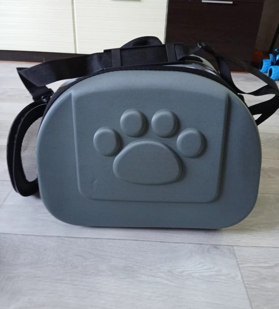 Dogs and Cats Boutique 13 EVA medium pet outing bag cat small dog breathable fashion portable folding out travel bag (To Get Done)