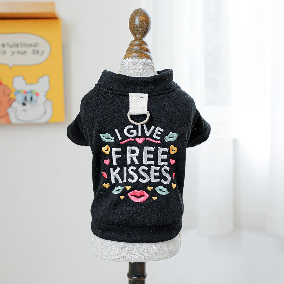 Dogs and Cats Boutique 6 Kiss Sweater / L Casual Universal Autumn And Winter New Pet Clothes (To Get Done)